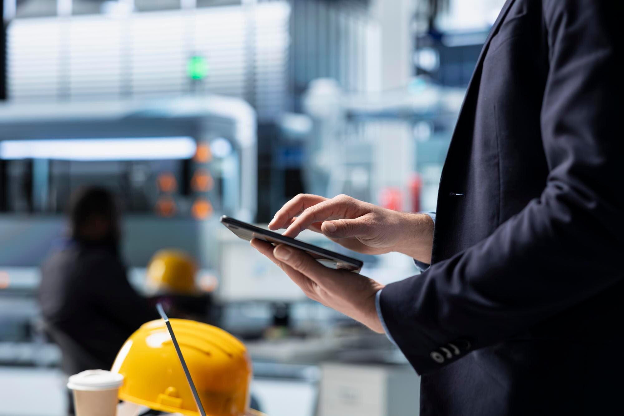 صورة تعبر عن حلول التطوير الخلفي